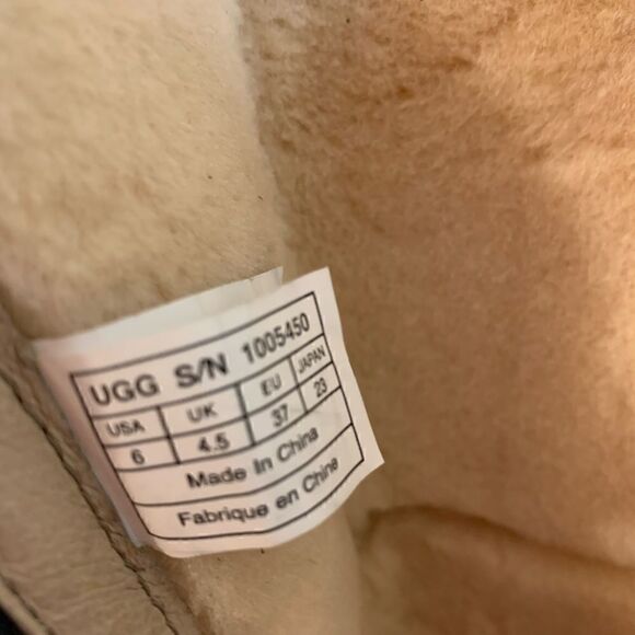 ☘️2X HP☘️ UGG Rosen Boots - Picture 11 of 14